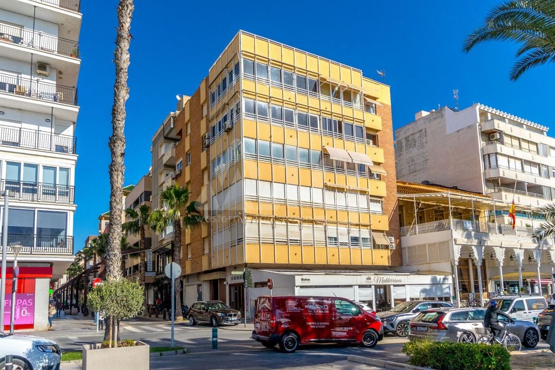 4 bedroom Apartment in Torrevieja - TIM131352 - Photo - 1