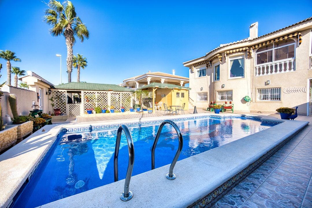 4 bedroom Villa in Ciudad Quesada - IHS131385 - Photo - 1