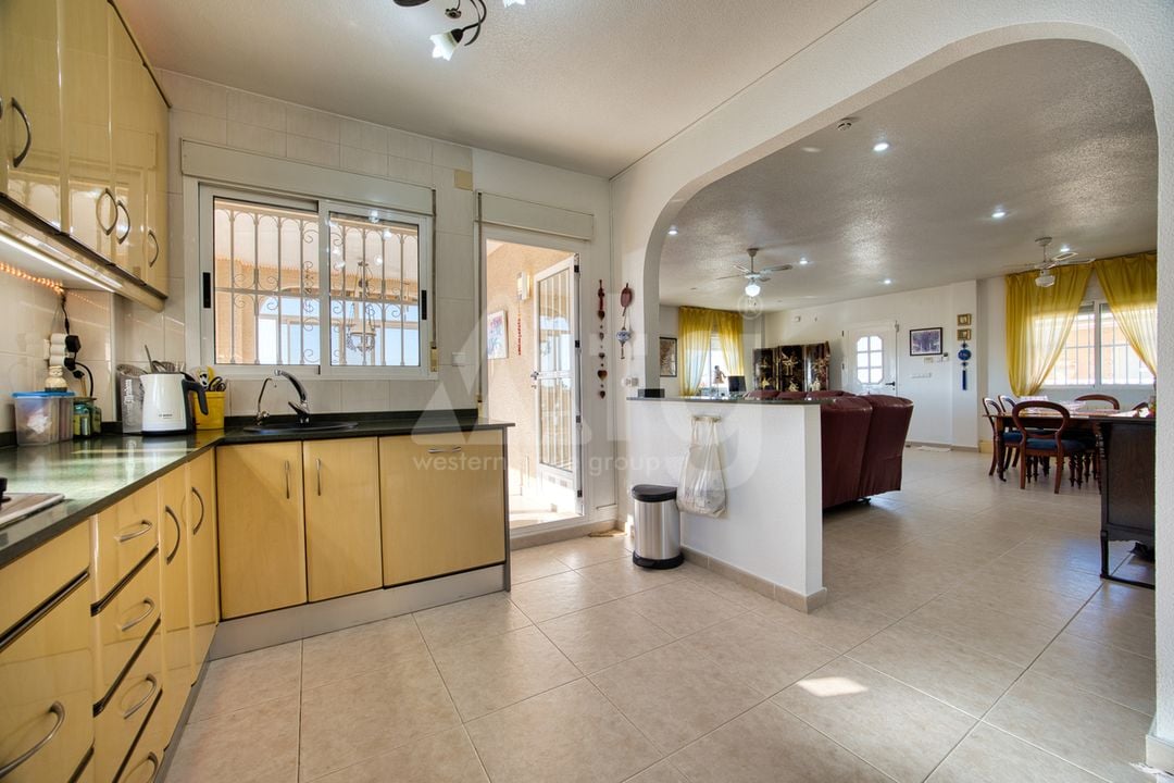 4 bedroom Villa in Ciudad Quesada - IHS131385 - Photo - 13