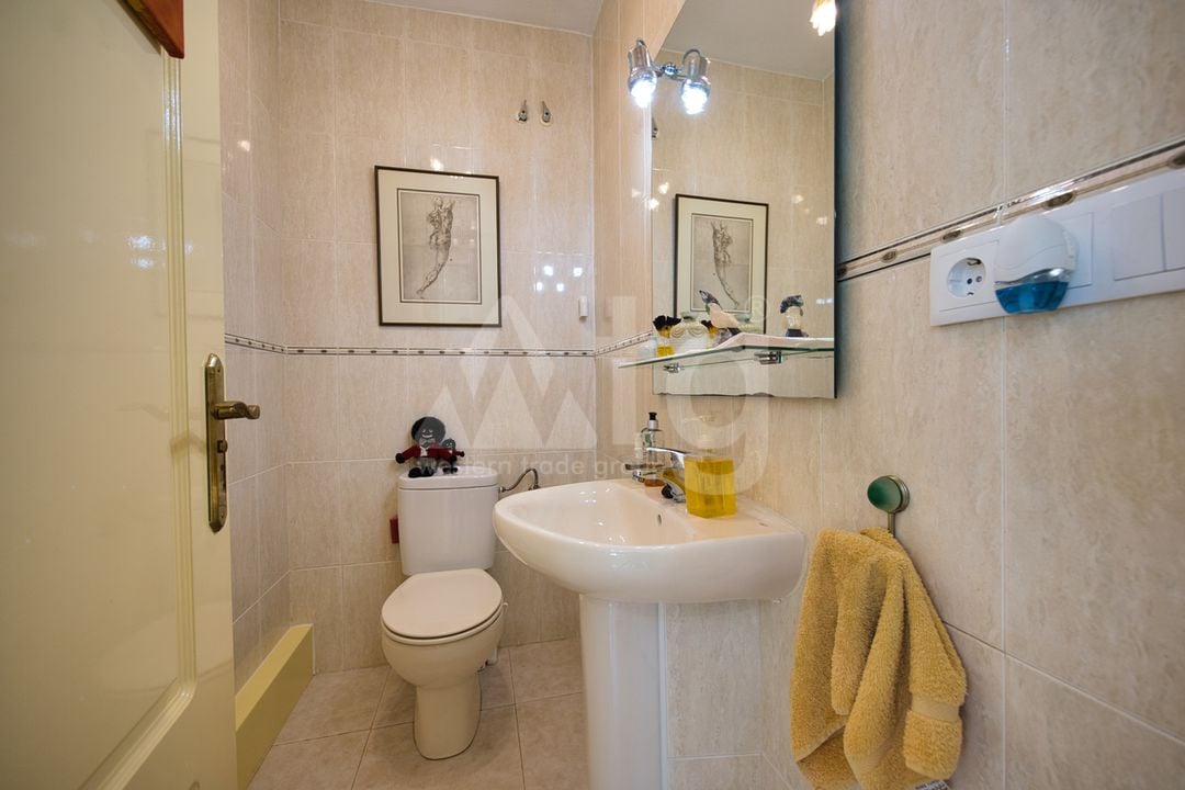 4 bedroom Villa in Ciudad Quesada - IHS131385 - Photo - 30