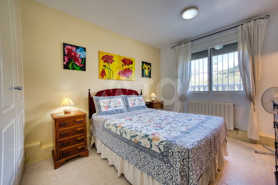 4 bedroom Villa in Ciudad Quesada - IHS131385 - Photo - 17