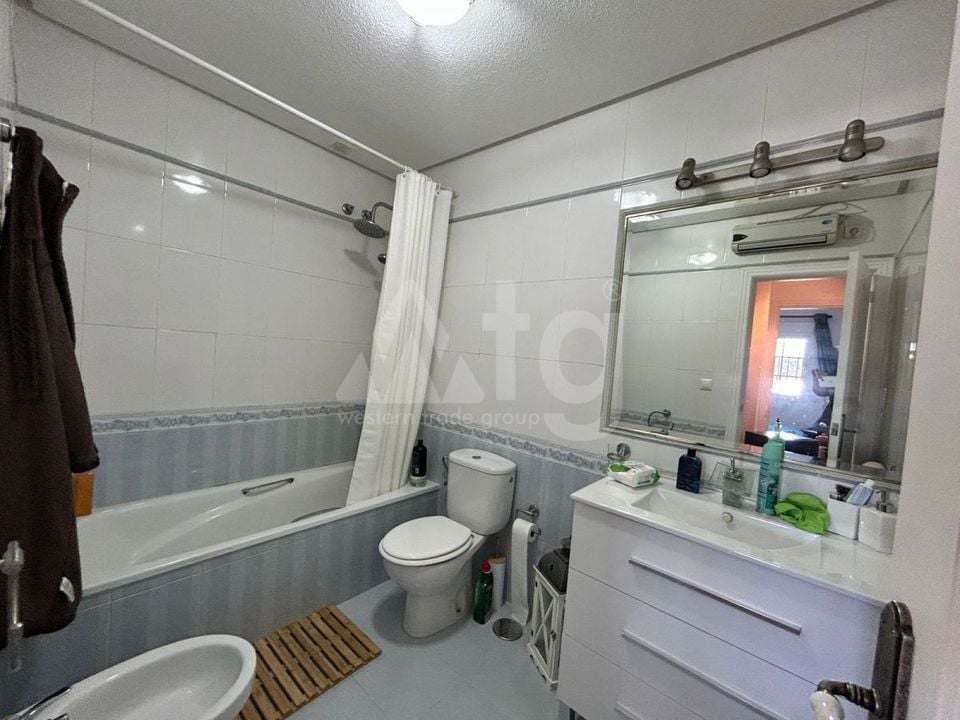 3 bedroom Villa in Villamartin - PSE131390 - Photo - 12