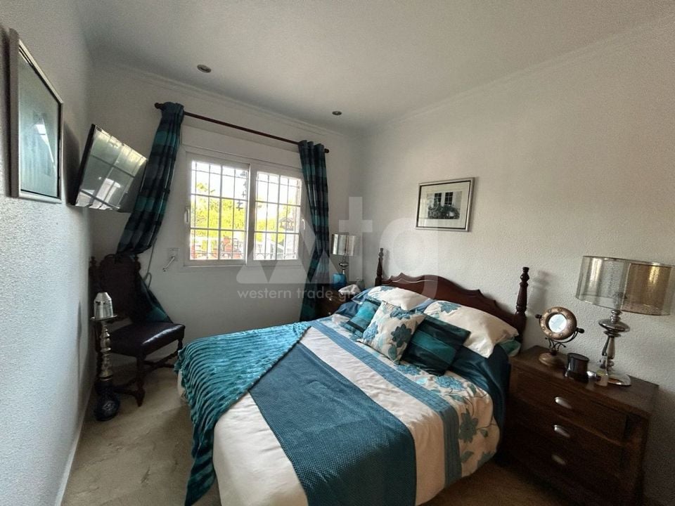 3 bedroom Villa in Villamartin - PSE131390 - Photo - 6