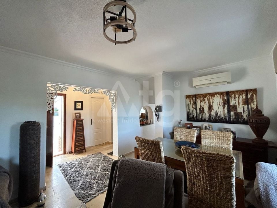 3 bedroom Villa in Villamartin - PSE131390 - Photo - 3