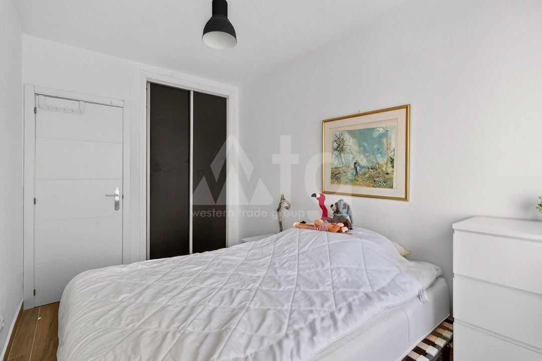 Penthouse de 4 chambres à Torrevieja - CBE131400 - Photo - 13