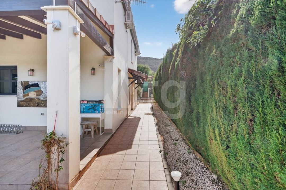 4 Schlafzimmer Villa in Xàbia - CBE131401 - Foto - 33