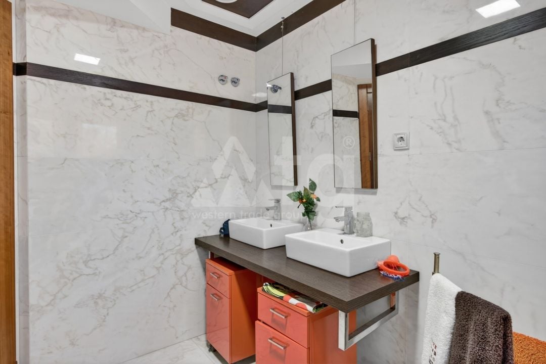 Villa de 5 habitaciones en Elche - CBE131407 - Foto - 20