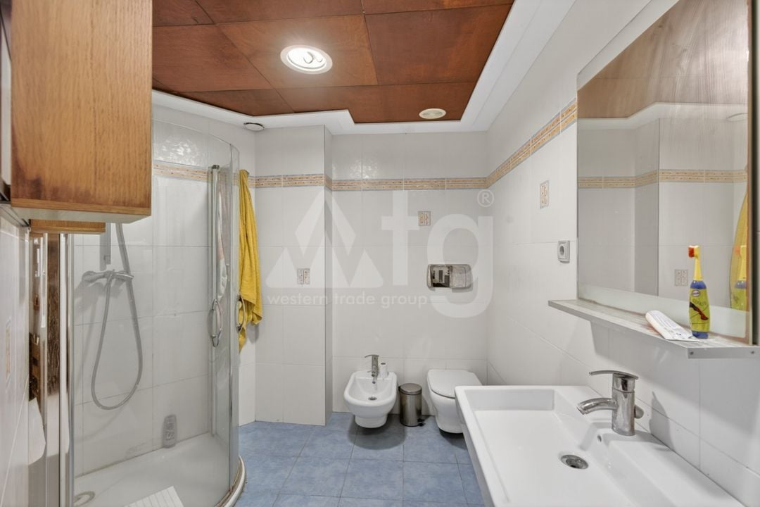 Villa de 5 habitaciones en Elche - CBE131407 - Foto - 24