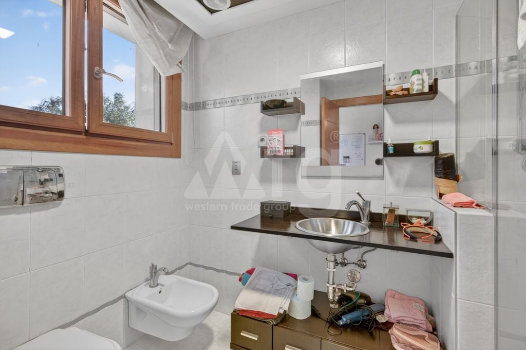 Villa de 5 habitaciones en Elche - CBE131407 - Foto - 25