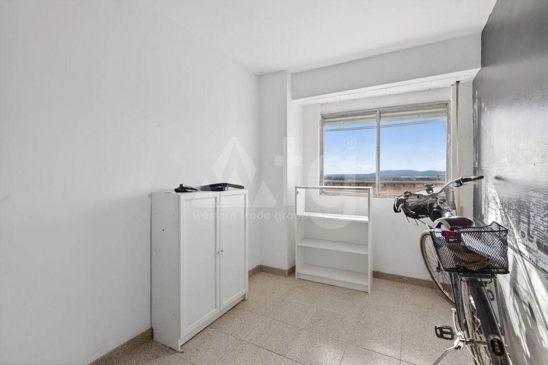 3 bedroom Apartment in Alicante - CBE131408 - Photo - 5