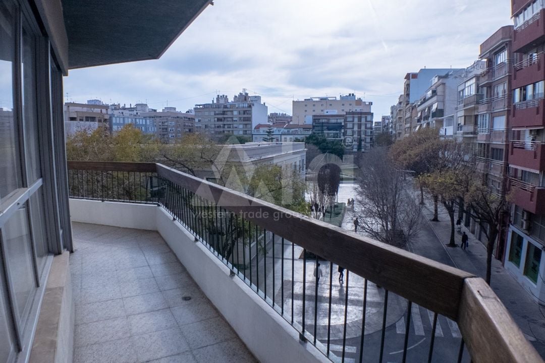 Appartement de 3 chambres à Alicante - CBE131414 - Photo - 1