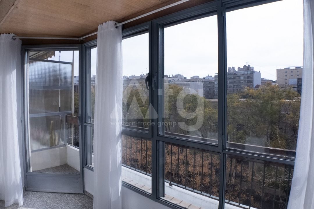 Appartement de 3 chambres à Alicante - CBE131414 - Photo - 9
