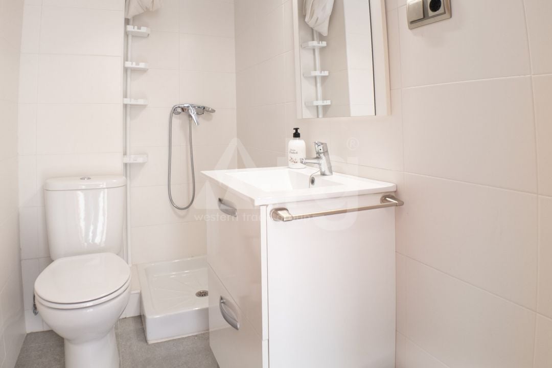 Appartement de 3 chambres à Alicante - CBE131414 - Photo - 14