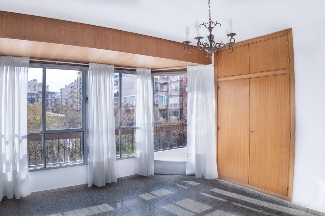 Appartement de 3 chambres à Alicante - CBE131414 - Photo - 4