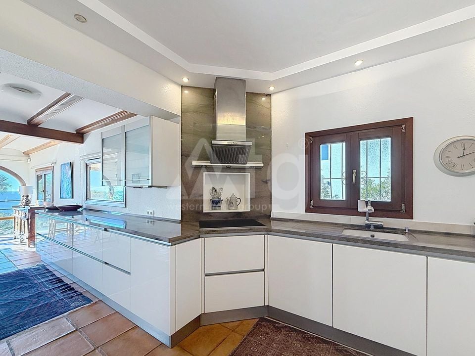 4 bedroom Villa in Benitachell - CDS131520 - Photo - 8