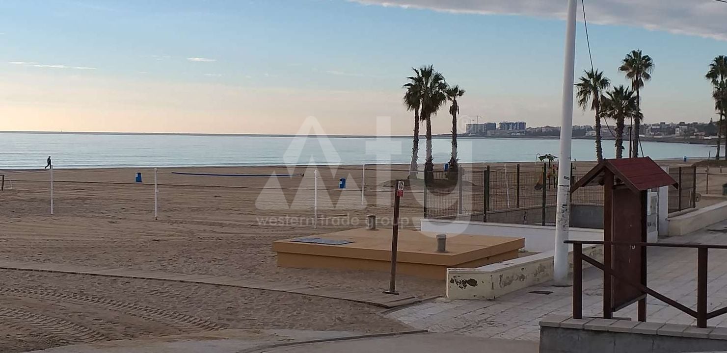 Penthouse de 2 chambres à Torrevieja - EGL131653 - Photo - 10