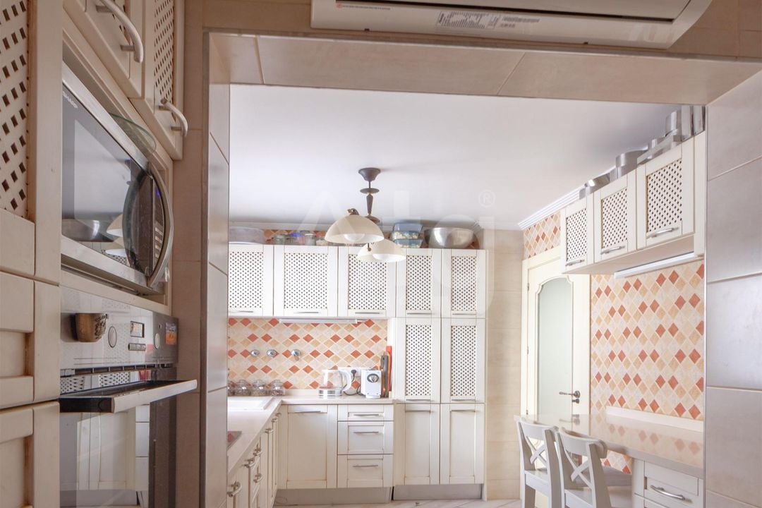 4 bedroom Villa in Orihuela Costa - SV131744 - Photo - 11
