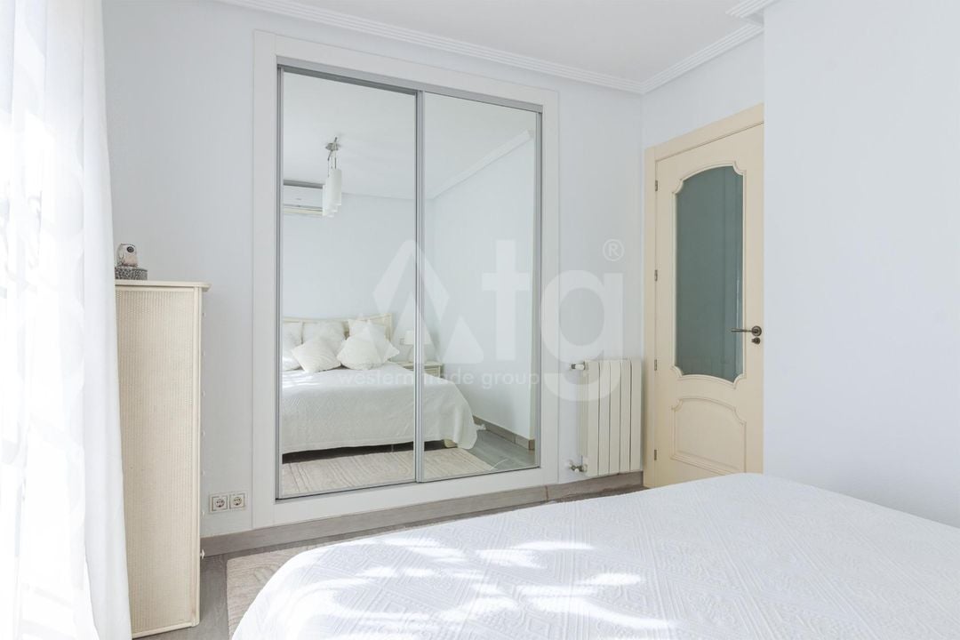 4 bedroom Villa in Orihuela Costa - SV131744 - Photo - 16