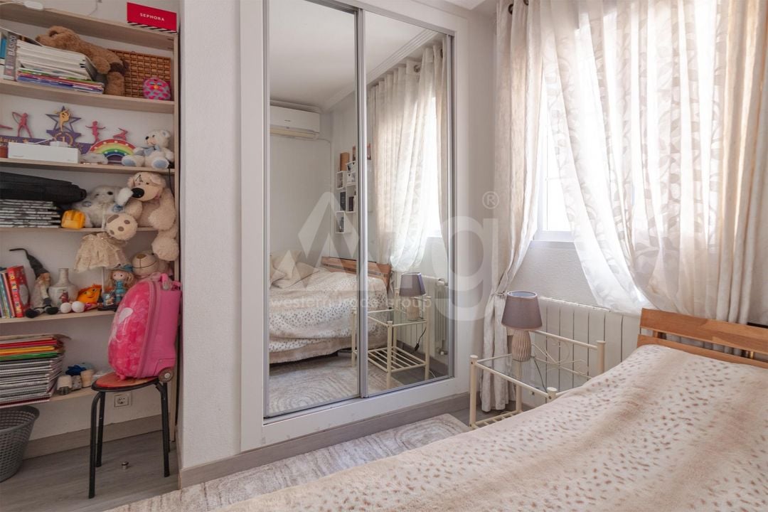 4 bedroom Villa in Orihuela Costa - SV131744 - Photo - 18