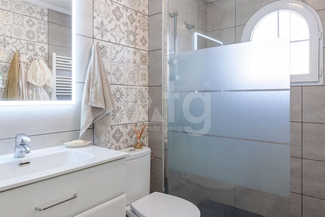 4 bedroom Villa in Orihuela Costa - SV131744 - Photo - 27