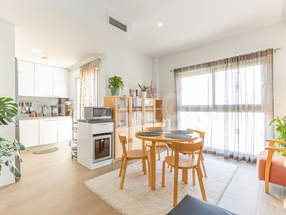 2 bedroom Apartment in Torrevieja - LEA131826 - Photo - 7