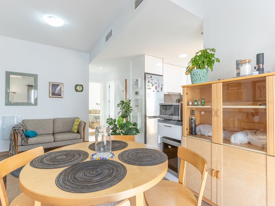 2 bedroom Apartment in Torrevieja - LEA131826 - Photo - 5