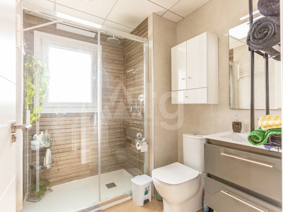 2 bedroom Apartment in Torrevieja - LEA131826 - Photo - 14