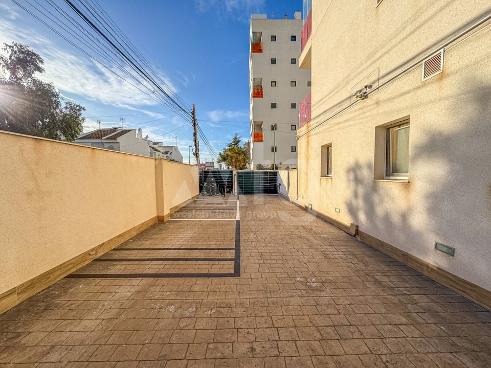 2 bedroom Apartment in Torrevieja - LEA131826 - Photo - 18