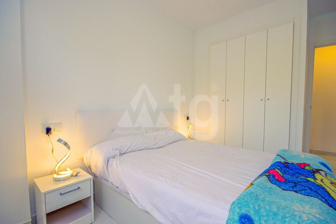 2 bedroom Apartment in Torrevieja - HRE131861 - Photo - 8