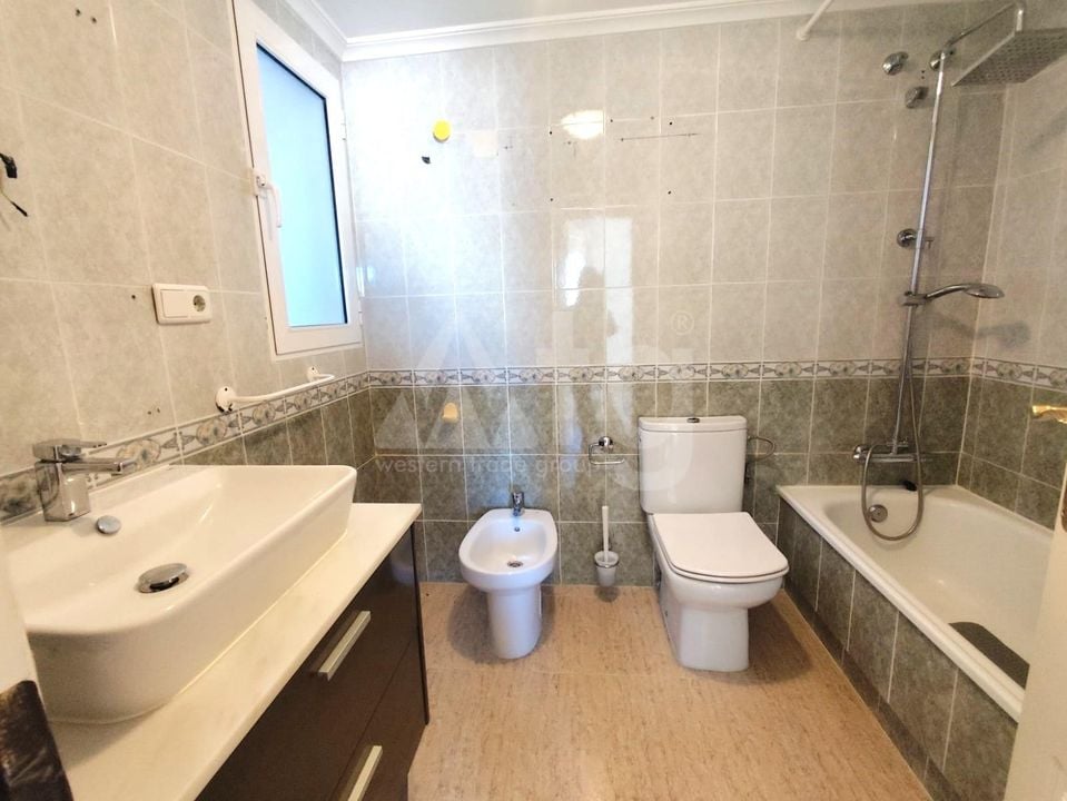 Appartement de 2 chambres à Torrevieja - HRE140914 - Photo - 12
