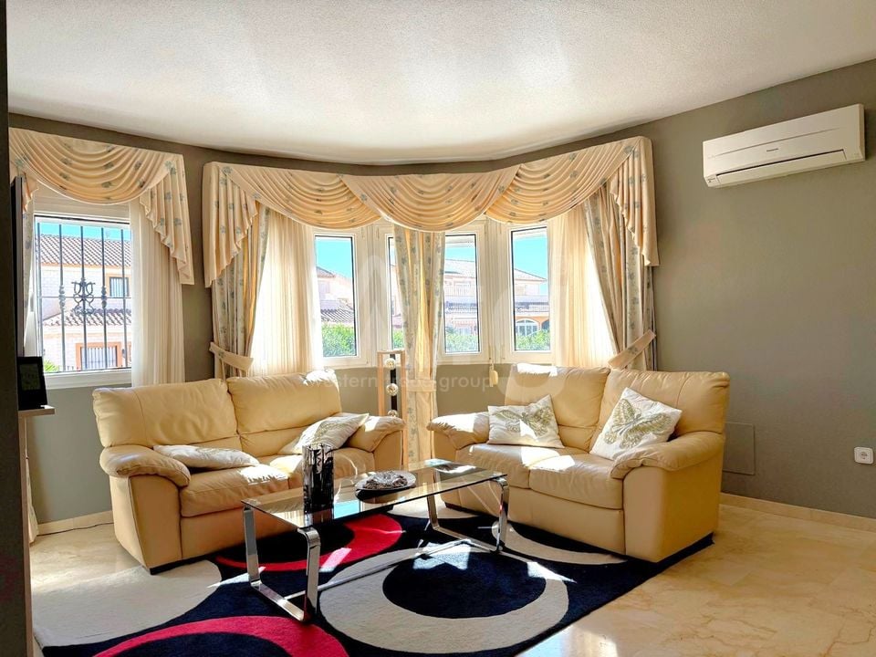 3 bedroom Villa in Orihuela Costa - VH131932 - Photo - 5