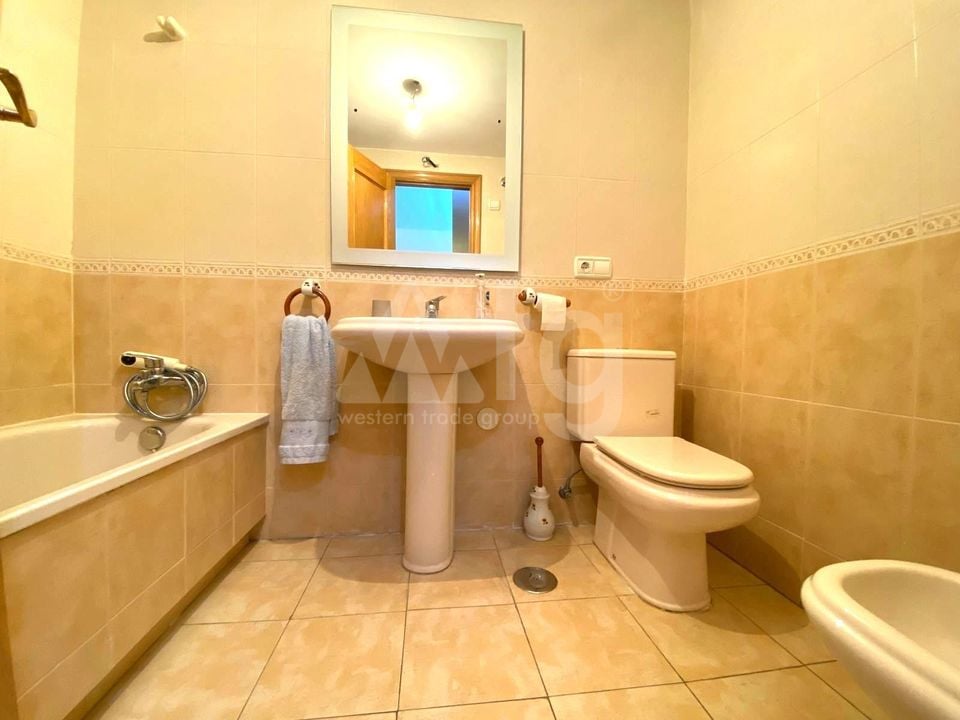 Appartement de 4 chambres à Alicante - TT131972 - Photo - 12