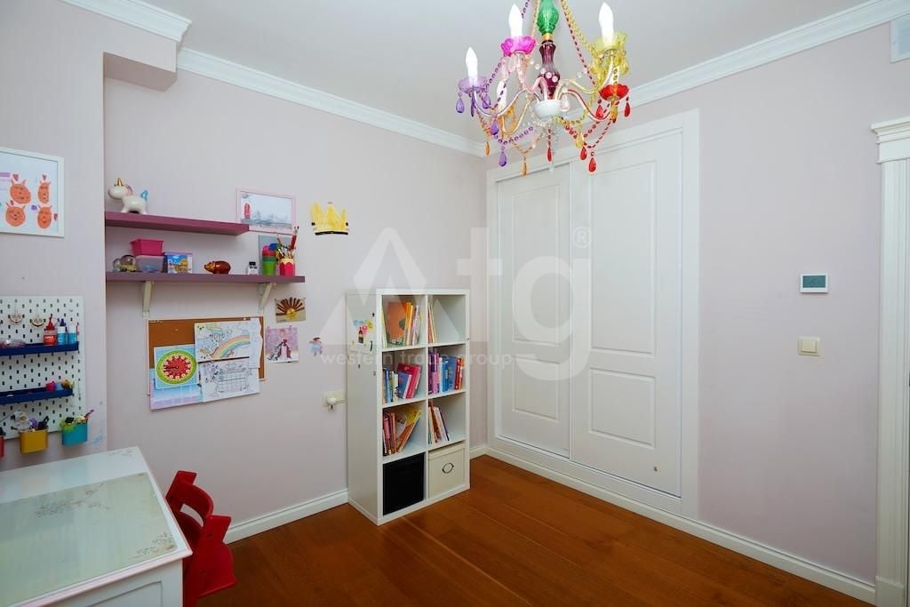 5 bedroom Villa in Rojales - CRR132018 - Photo - 24