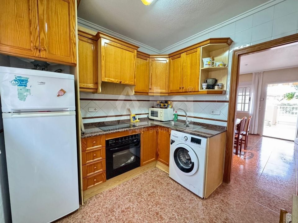 3 bedroom Villa in Torrevieja - CRR132022 - Photo - 9