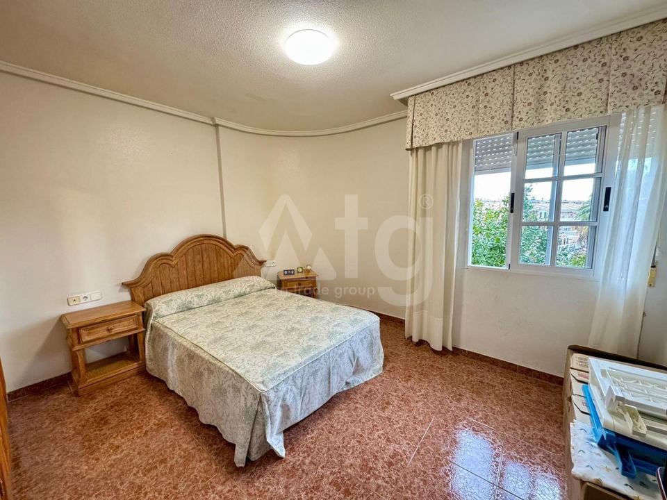3 bedroom Villa in Torrevieja - CRR132022 - Photo - 12