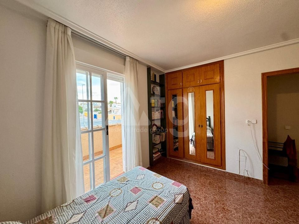 3 bedroom Villa in Torrevieja - CRR132022 - Photo - 17