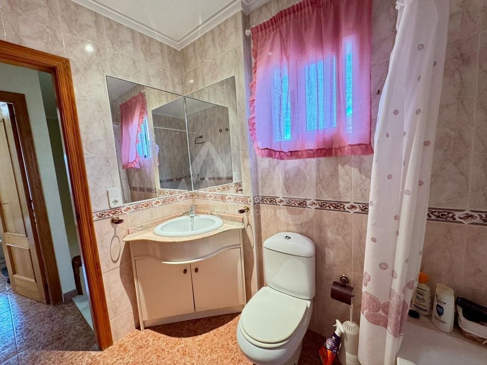 3 bedroom Villa in Torrevieja - CRR132022 - Photo - 19