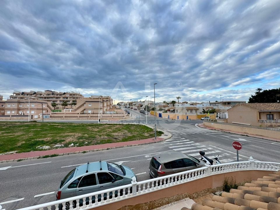 3 bedroom Villa in Torrevieja - CRR132022 - Photo - 23
