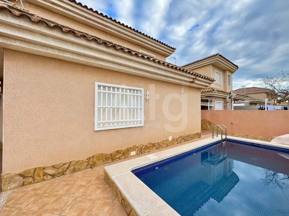 3 bedroom Villa in Torrevieja - CRR132022 - Photo - 3