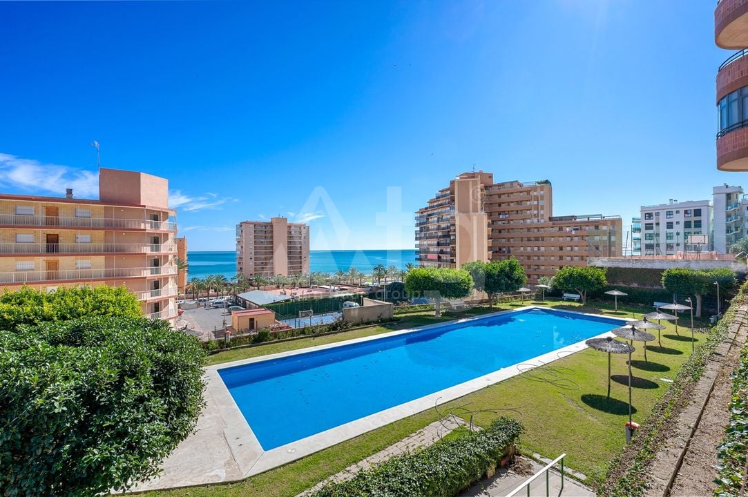 3 bedroom Apartment in Arenales del Sol - CBB132077 - Photo - 2