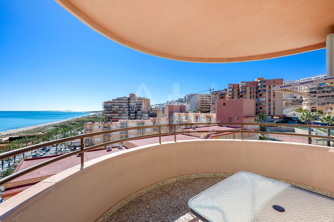 3 bedroom Apartment in Arenales del Sol - CBB132077 - Photo - 18