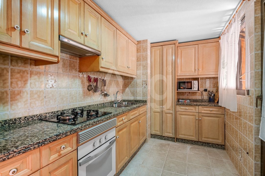 3 bedroom Apartment in Arenales del Sol - CBB132077 - Photo - 9