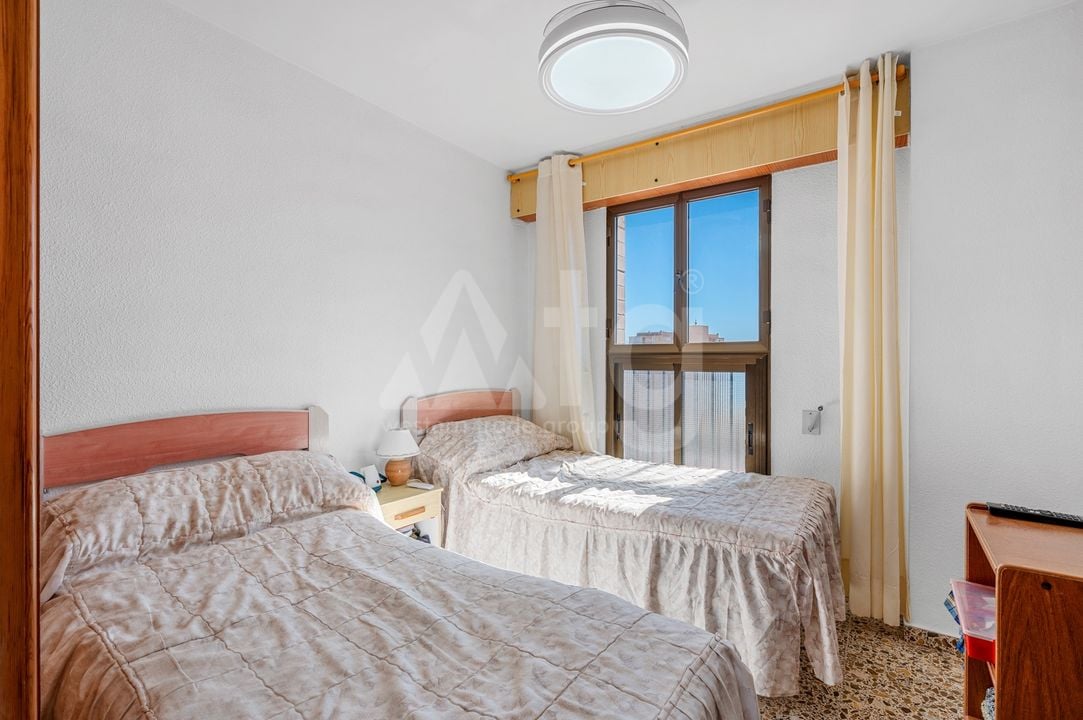 3 bedroom Apartment in Arenales del Sol - CBB132077 - Photo - 12