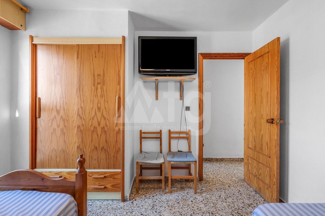 3 bedroom Apartment in Arenales del Sol - CBB132077 - Photo - 14
