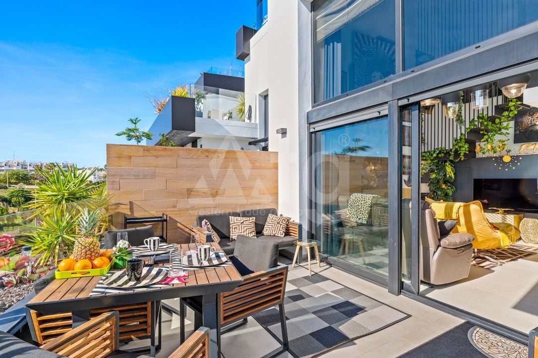 3 bedroom Penthouse in Villamartin - CBB132081 - Photo - 21