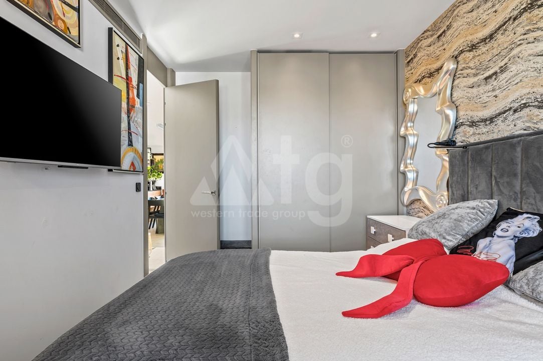 3 bedroom Penthouse in Villamartin - CBB132081 - Photo - 15