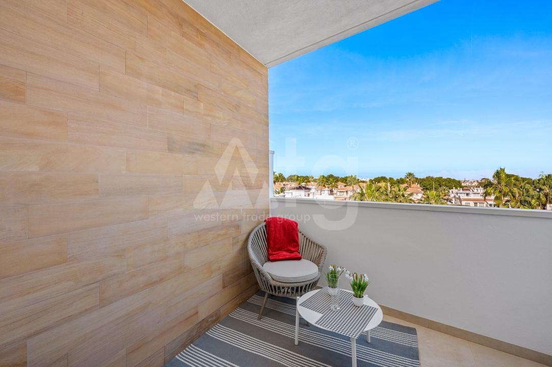 3 bedroom Penthouse in Villamartin - CBB132081 - Photo - 33