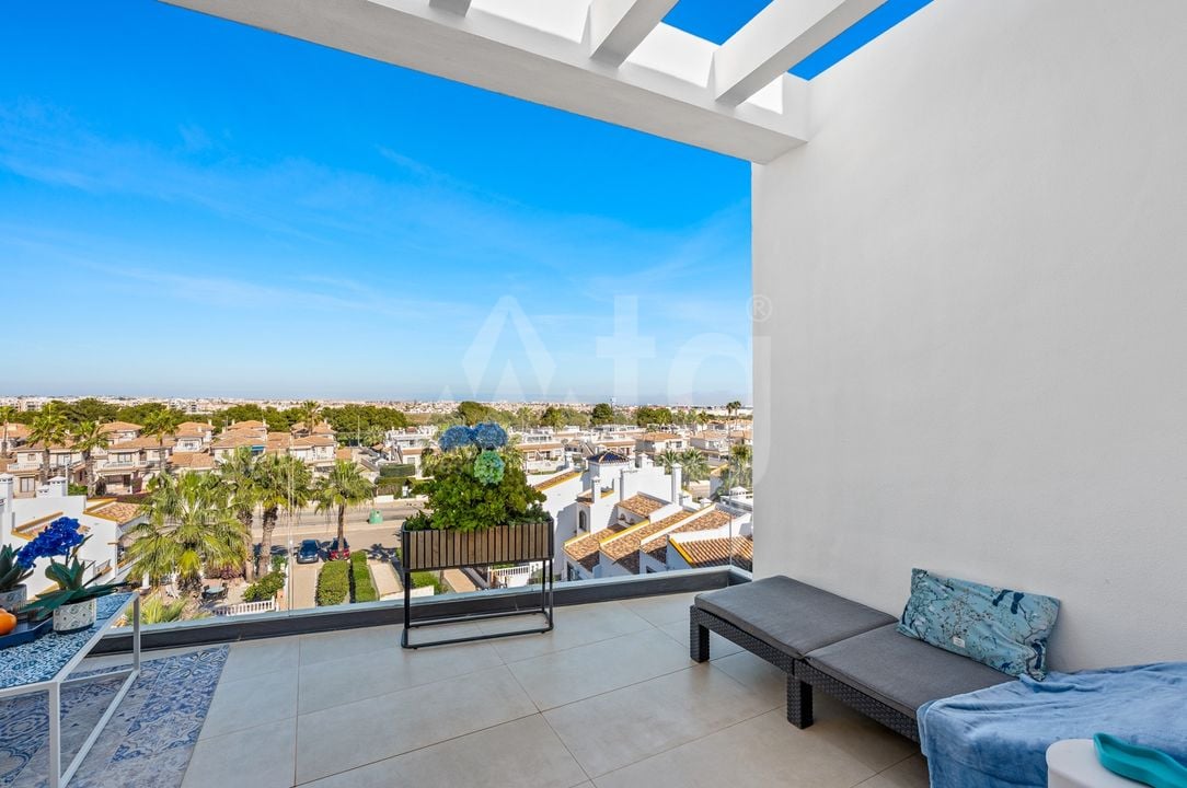 3 bedroom Penthouse in Villamartin - CBB132081 - Photo - 28