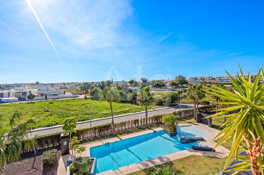 3 bedroom Penthouse in Villamartin - CBB132081 - Photo - 39