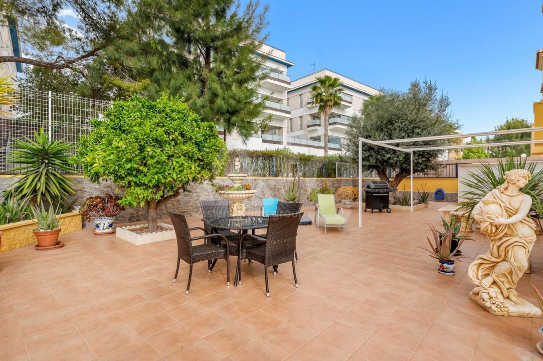 Townhouse de 3 chambres à Villamartin - CBB132084 - Photo - 25